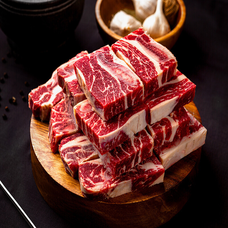 한돈삼겹살,국내산돼지고기,보쌈용고기,캠핑삼겹살,한돈목살,항정살,찌개용고기